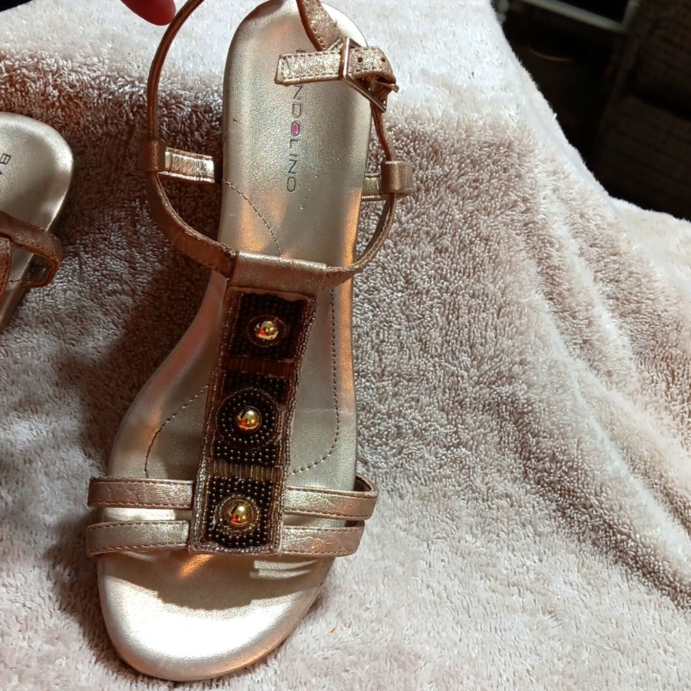 Bandolino Gold Beaded Wedge Sandals, sz 7.